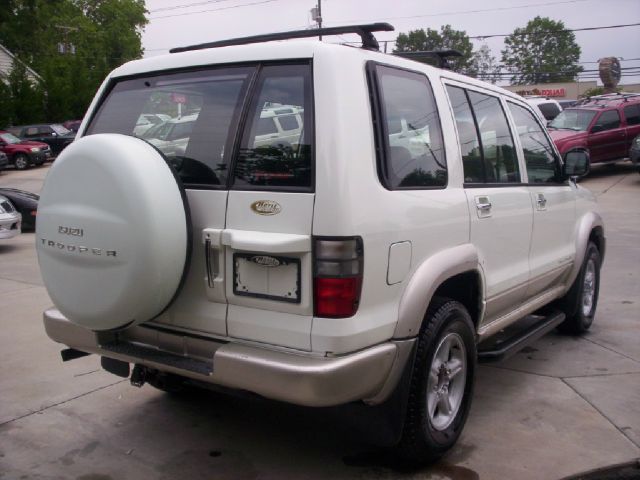 2000 Isuzu Trooper 3.2