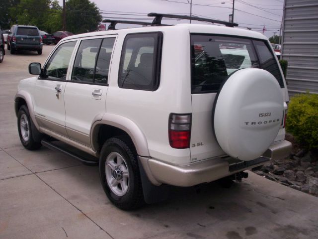 2000 Isuzu Trooper 3.2