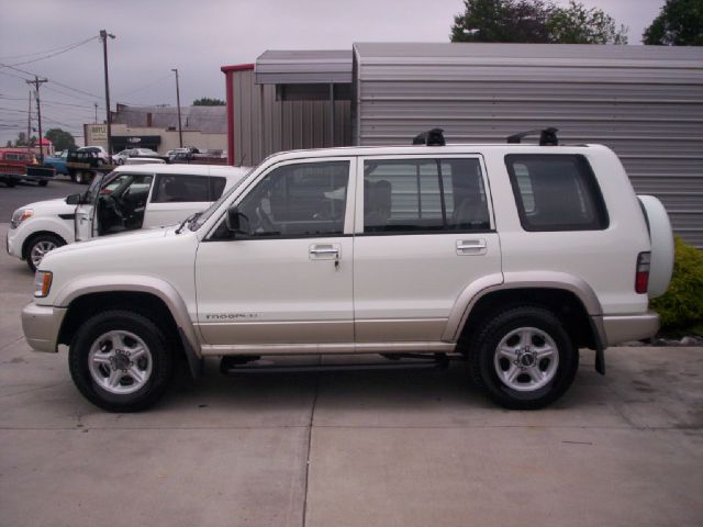 2000 Isuzu Trooper 3.2