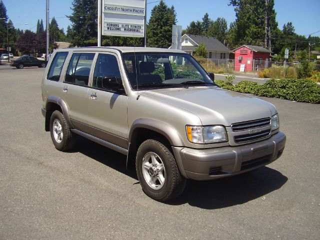 2000 Isuzu Trooper EX AWD
