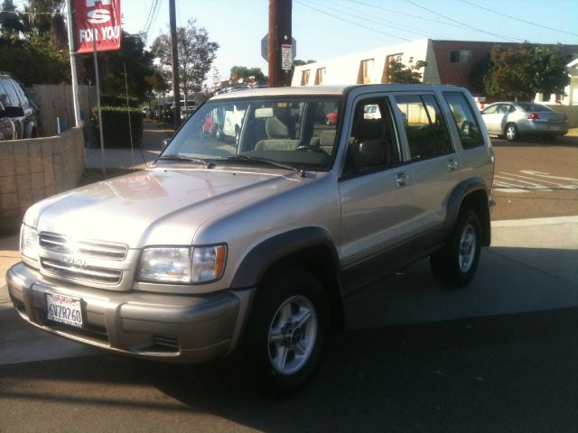 2000 Isuzu Trooper 3.0cl W/leath