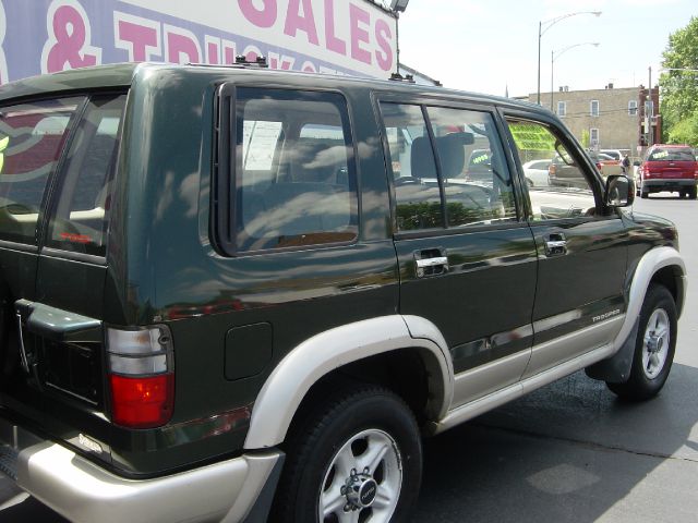 2000 Isuzu Trooper Super