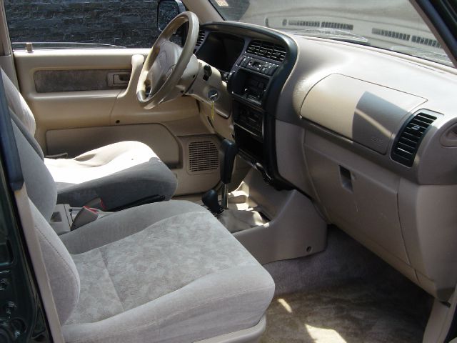 2000 Isuzu Trooper Super