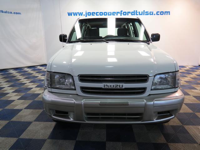 2000 Isuzu Trooper Unknown