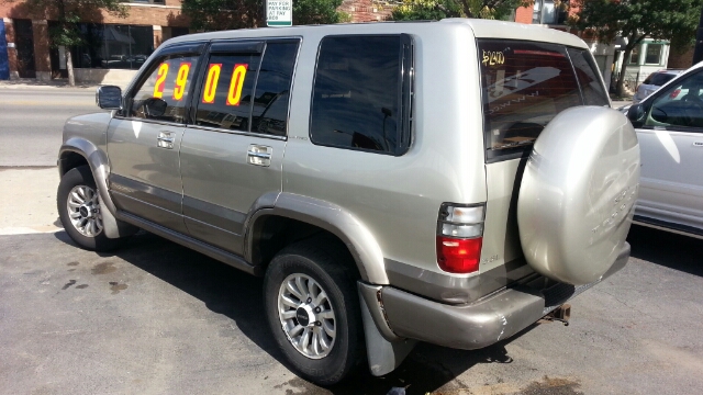 2001 Isuzu Trooper Super
