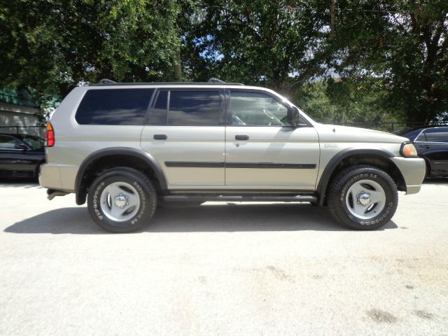2001 Isuzu Trooper Touring / AWD