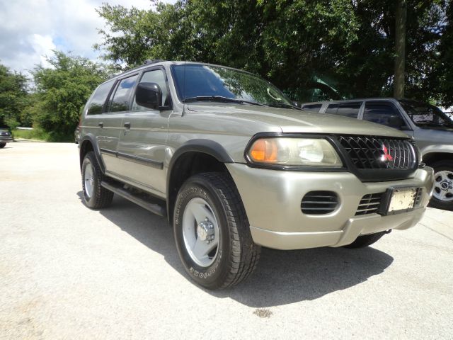 2001 Isuzu Trooper Touring / AWD