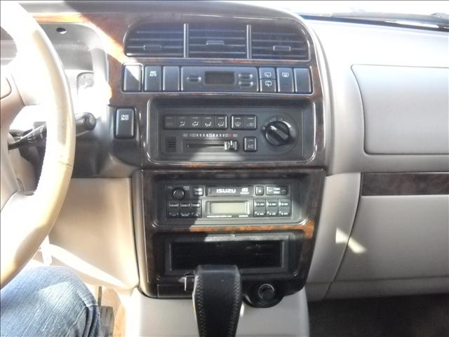2001 Isuzu Trooper Touring W/nav.sys