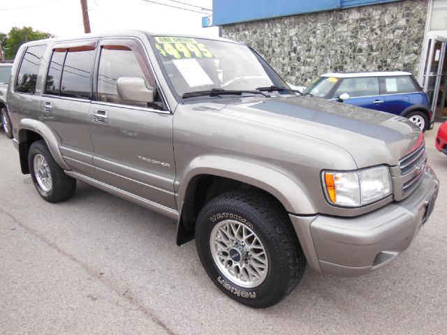 2001 Isuzu Trooper 3.0cl W/leath