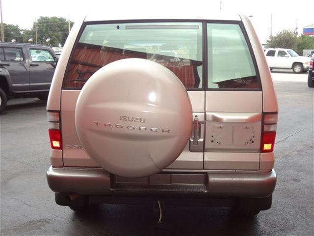2002 Isuzu Trooper FWD 4cyl
