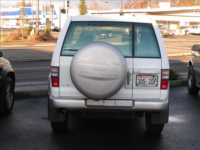 2002 Isuzu Trooper Touring W/nav.sys