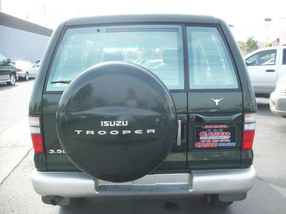 2002 Isuzu Trooper Unknown