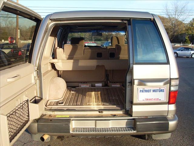 2002 Isuzu Trooper Unknown