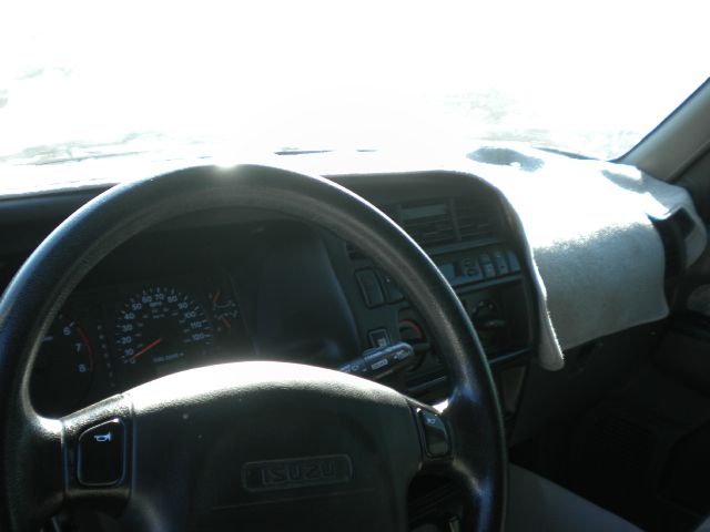 2002 Isuzu Trooper Super