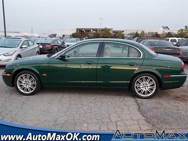 2006 JAGUAR S-Type Base
