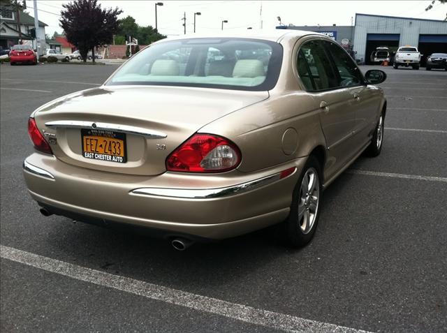 2002 JAGUAR X-Type EX - DUAL Power Doors
