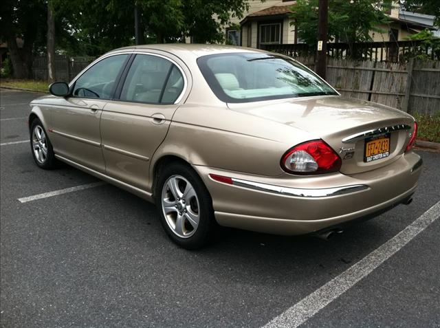 2002 JAGUAR X-Type EX - DUAL Power Doors