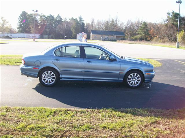 2003 JAGUAR X-Type 4dr 114 WB Convenience AWD