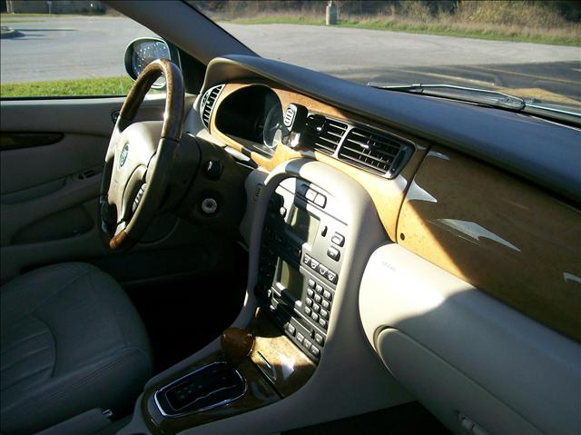 2003 JAGUAR X-Type 4dr 114 WB Convenience AWD