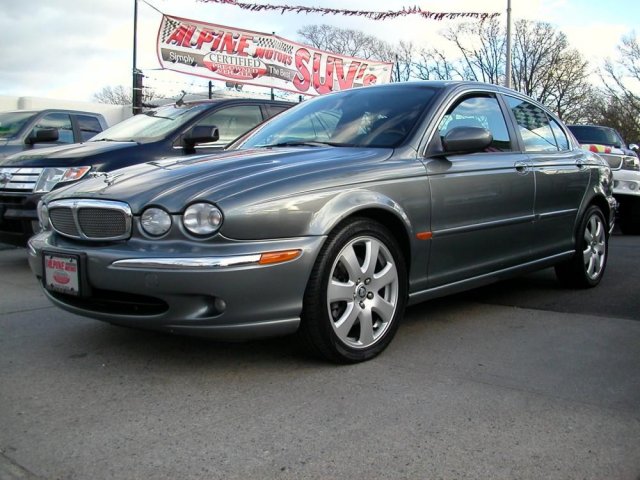 2006 JAGUAR X-Type Base
