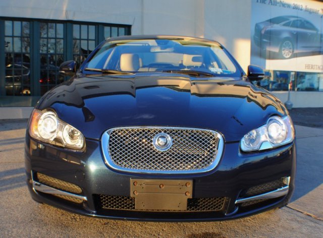 2010 JAGUAR XF Coupe