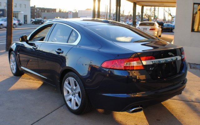 2010 JAGUAR XF Coupe