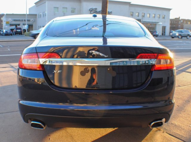 2010 JAGUAR XF Coupe