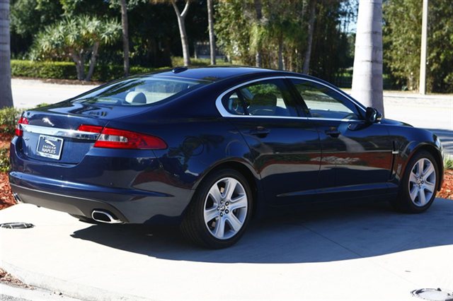 2010 JAGUAR XF Coupe