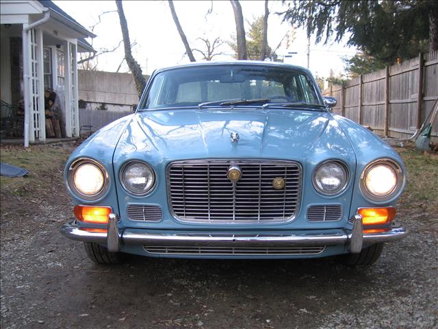 1972 JAGUAR XJ6 Unknown
