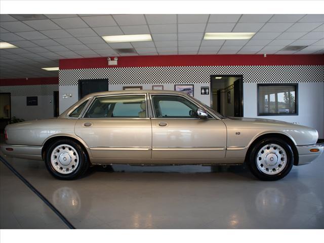 1998 JAGUAR XJ8 Coupe