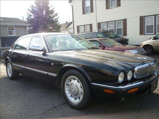 1998 JAGUAR XJ8 Coupe