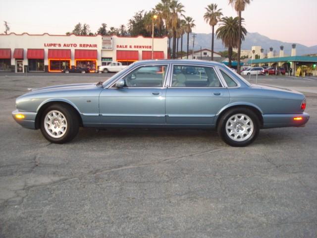 2003 JAGUAR XJ8 3.5