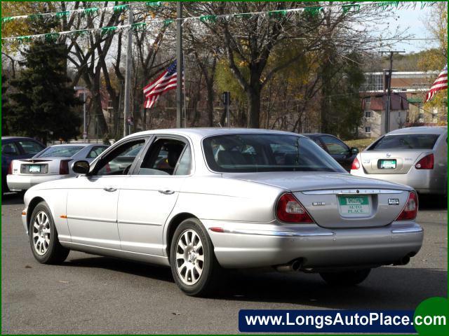 2004 JAGUAR XJ8 3.5