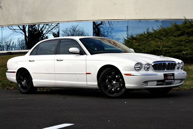2005 JAGUAR XJ8 ESi