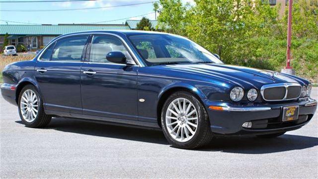 2006 JAGUAR XJ8 STX 4x4 Flareside