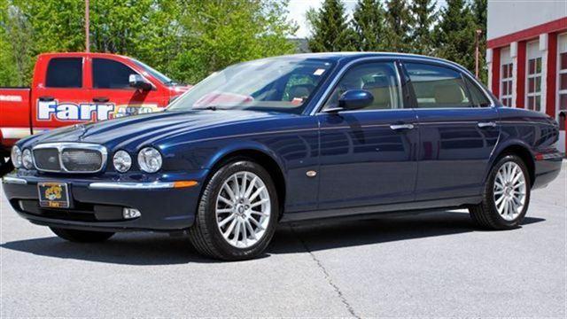 2006 JAGUAR XJ8 STX 4x4 Flareside