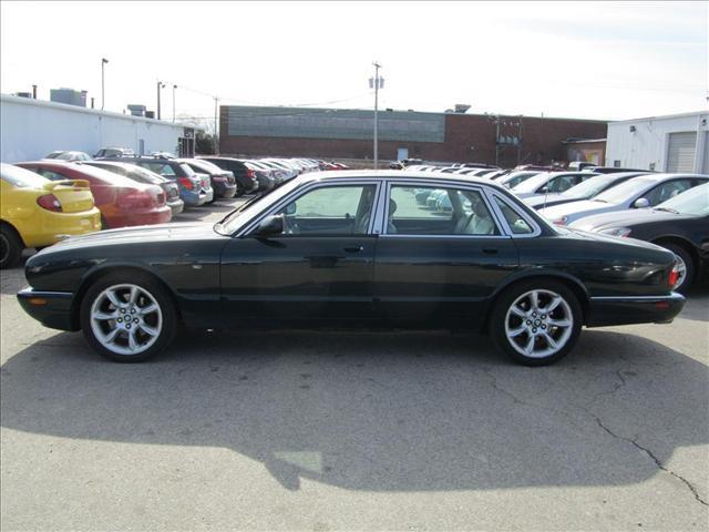 2000 JAGUAR XJR Coupe