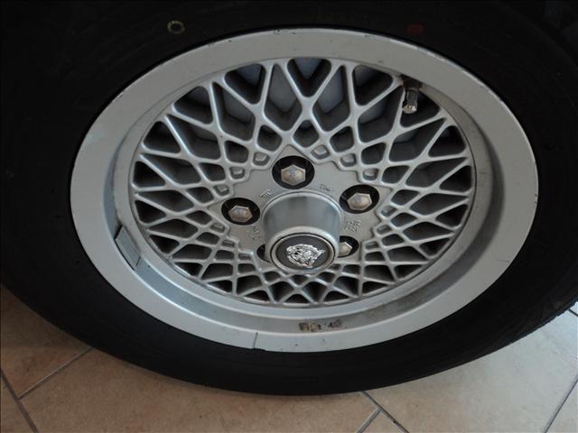 1991 JAGUAR XJS Base