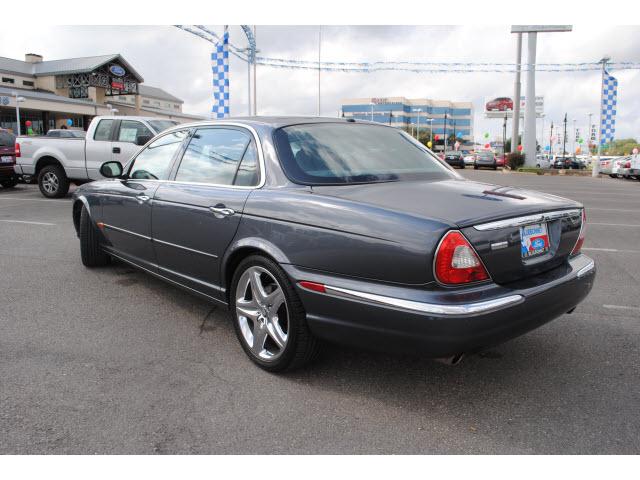 2005 JAGUAR XJ Series Coupe