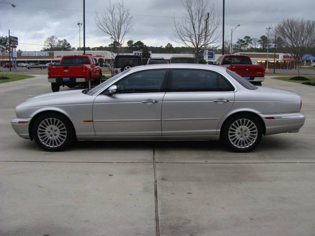 2005 JAGUAR XJ Series Coupe