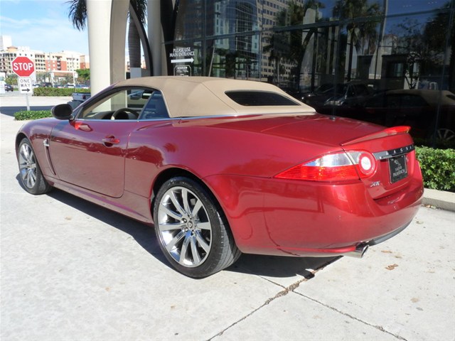 2007 JAGUAR XK Base