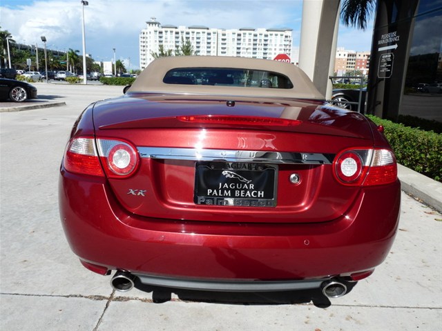 2007 JAGUAR XK Base