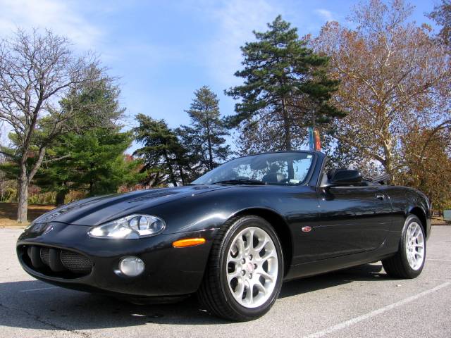 2002 JAGUAR XKR 1.8T Quattro