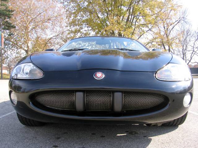 2002 JAGUAR XKR 1.8T Quattro