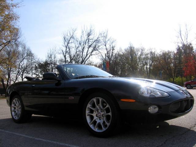 2002 JAGUAR XKR 1.8T Quattro