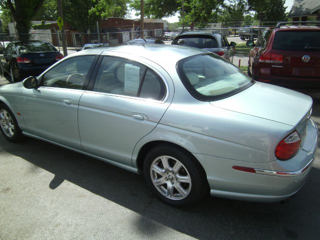 2003 JAGUAR S-Type LS Flex Fuel 4x4 This Is One Of Our Best Bargains