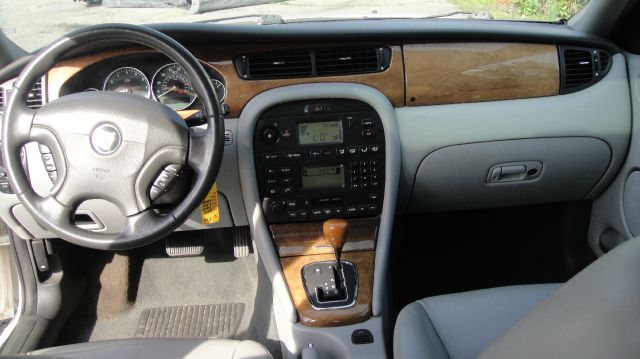 2002 JAGUAR X-Type C230 1.8K