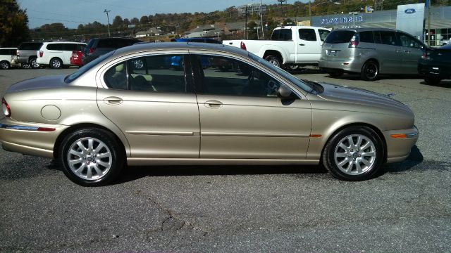 2003 JAGUAR X-Type GS-R