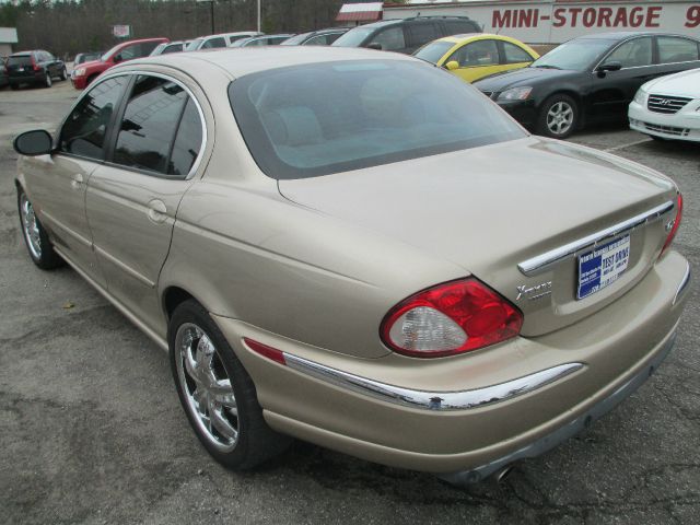 2005 JAGUAR X-Type Reg. Cab LOng Bed W/ Access Do