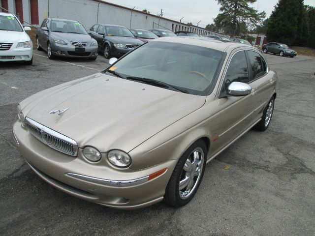 2005 JAGUAR X-Type Reg. Cab LOng Bed W/ Access Do